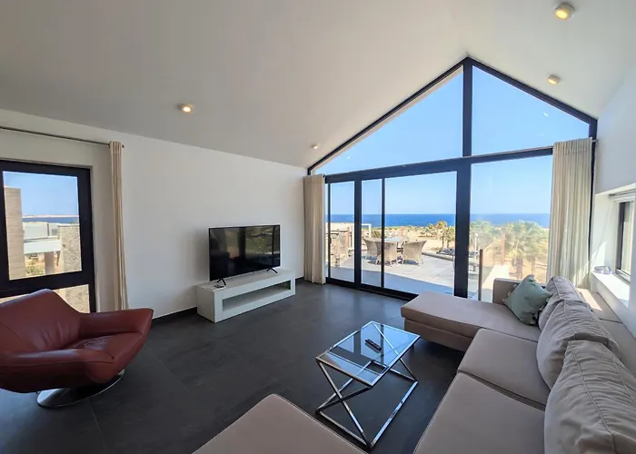 Villa Sea & Golf Views 2br With Free & Pool Access Hurghada